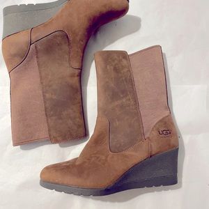 Ugg Coraline Wedge boots. Brown, Size 8.5 US.